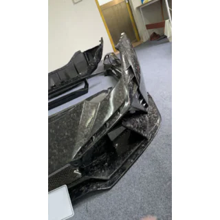 LRT bodykit (gesmeed carbon) foto 2