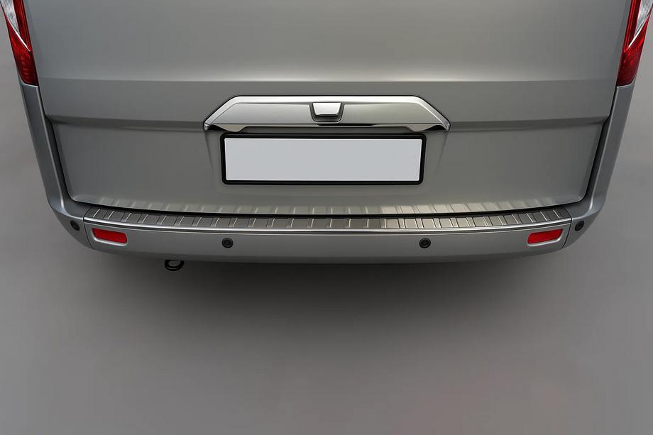 Ford Custom 2013–2022 Chroomstrip boven kenteken (voor camera, RVS) Image