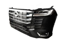Toyota Land Cruiser 200 2007–2021 Restylingkit voor LC 300 High-Line (standaard set) foto 4