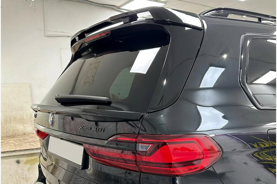 BMW X7 G07 2019– Onderlipspoiler V1 (Hoogglans zwart) Foto 2