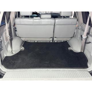 Textiele kofferbakmat Premium 2 stuks zwart (7 zitplaatsen) Toyota Land Cruiser 100 1998–2007 foto 1