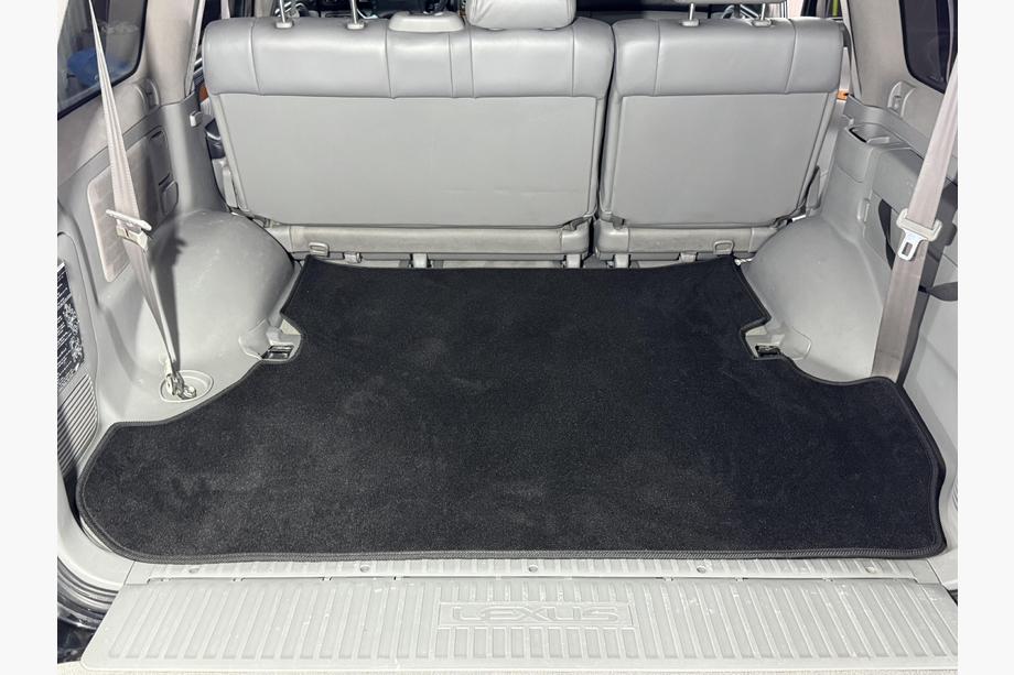 Lexus LX470 1998–2007 Textiele kofferbakmat Classic, 2 stuks, zwart (7 zitplaatsen) Foto 2