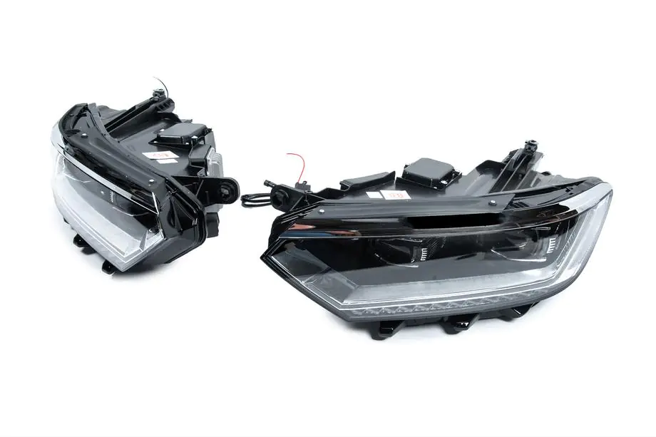 Volkswagen Passat B8 2015–2023 Koplampen voor (USA, met lampen, 2 stuks) Image