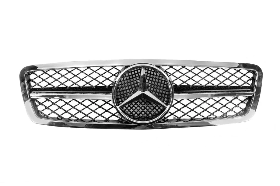 Mercedes C-Klasse W203 2000–2007 AMG voorgrille Foto 4