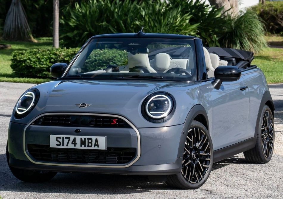 Review Mini Cabrio: open rijplezier in stedelijke stijl