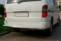 Toyota HiAce Achterbeschermbeugel (RVS) foto 1