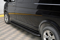 Volkswagen T5 2010–2015 Zijsteps X5-type zwart (2 st., aluminium) Korte wielbasis foto 5