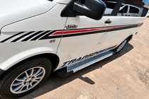 Volkswagen T5 2010–2015 Zijstappen Line-type (2 st., aluminium) Lange wielbasis foto 1