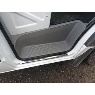 VIP-style instaplijsten (2 stuks, staal) Mercedes Sprinter W906 2006–2018 foto 1