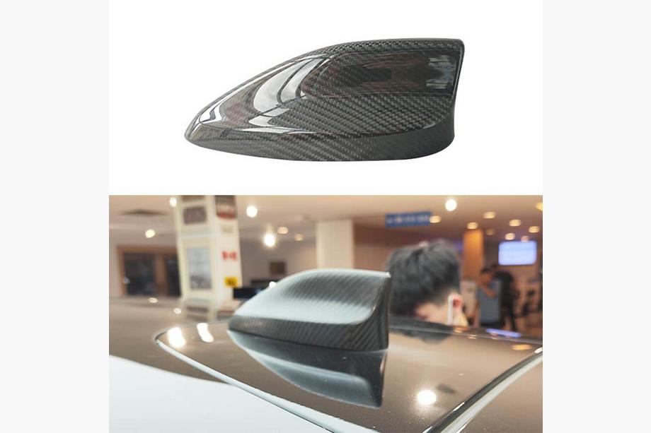 Ford Mustang E-mach 2020– Dakvin (Carbon) Image