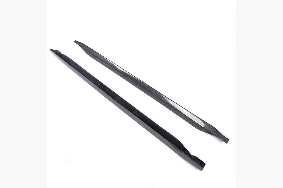 Ford Mustang 2015–2023 Sideskirts V2 (Carbon) Foto 4