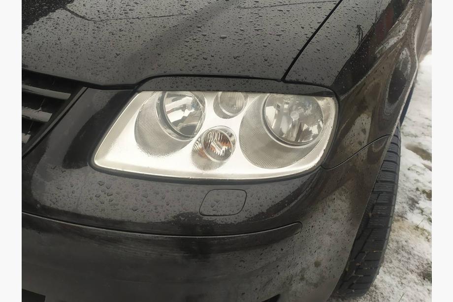 Volkswagen Caddy 2004–2010 Koplampwimpers (zwart) Image