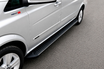 Mercedes Viano 2004–2014 Side steps X5-type zwart (2 st., aluminium) foto 1