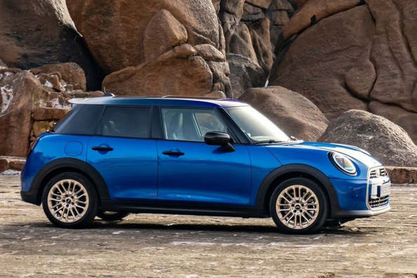 Review van de nieuwe Mini Hatch (F65) 5-door: vierde generatie icoon Foto 4