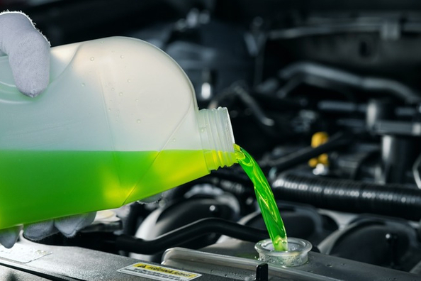 Zo voorkom je fouten bij het kiezen van koelvloeistof voor je auto