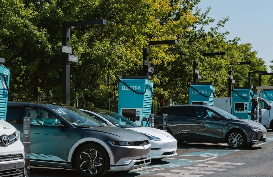 Is een elektrische auto geschikt voor lange ritten? We beoordelen de opties