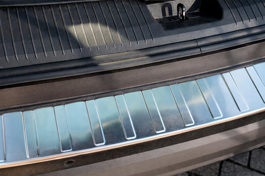 Nissan X-trail T33/Rogue 2022– Carmos RVS achterbumperbeschermer (Voor e-Power, mat) Foto 4