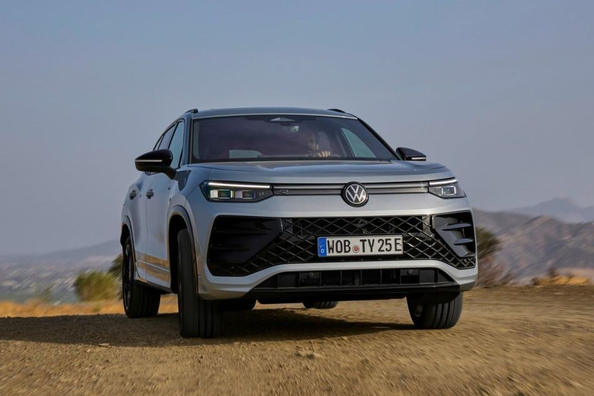 Volkswagen Tayron: Review van de familiecrossover van de 2e generatie Foto 2