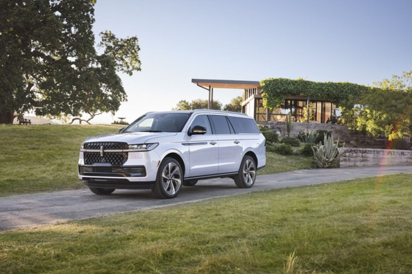 Lincoln Navigator 2025: Review van de vijfde generatie vlaggenschip-SUV Foto 2