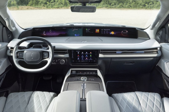 Lincoln Navigator 2025: Review van de vijfde generatie vlaggenschip-SUV Foto 5