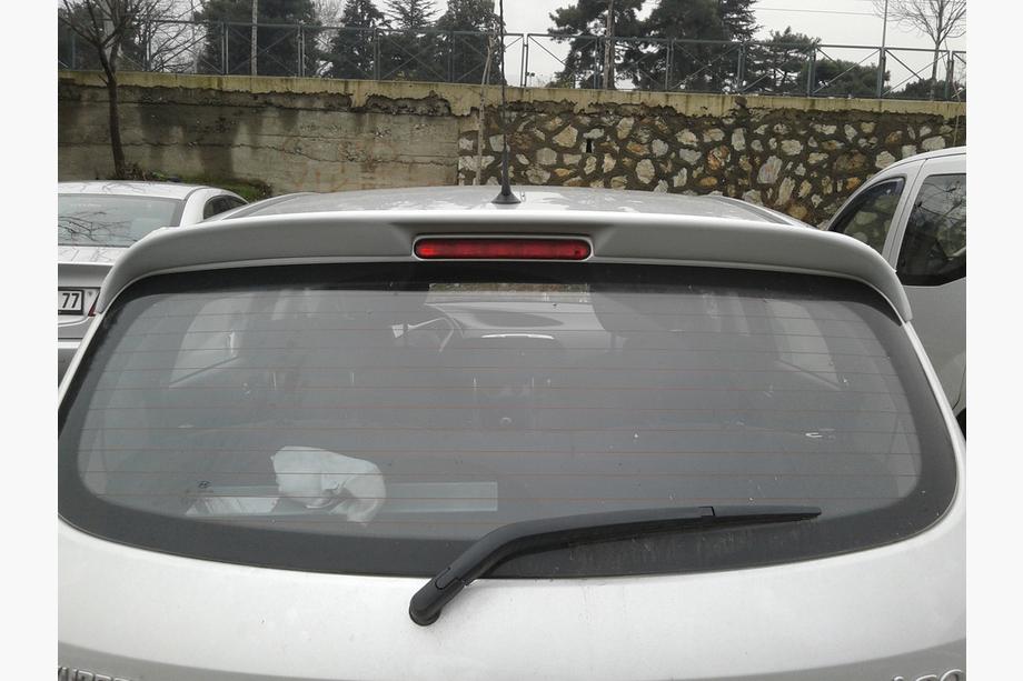 Hyundai I-20 2008–2012 Spoiler (spuitklaar) Foto 1