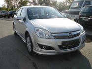 Opel Astra H 2004–2013 Voorste onderlip Sedan (spuitklaar) foto 4