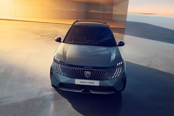 Peugeot e-5008 2024: review van de elektrische 7-zits SUV