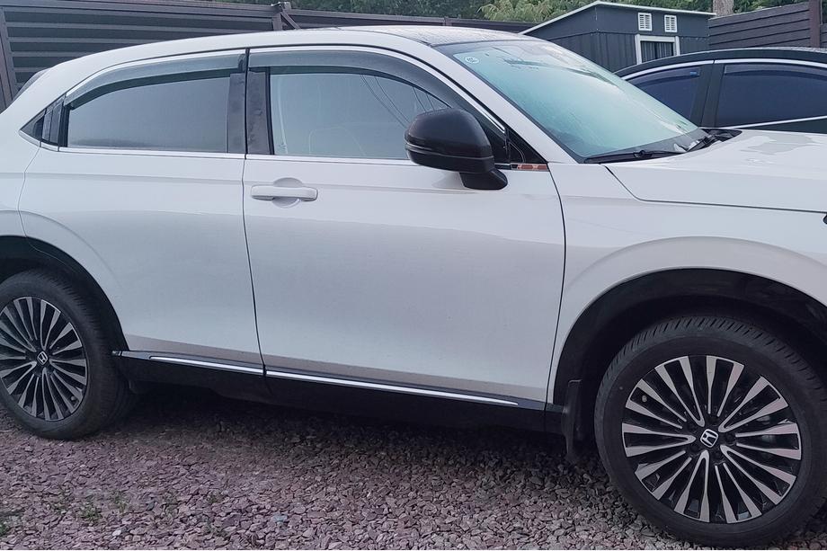 Honda eNS1 2022– Winddeflectors met chromen sierlijst Niken Luxury (EU/Asia, 4 stuks) Foto 1