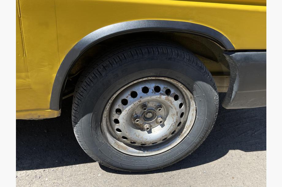 Volkswagen T4 Transporter 1990–2003 Wielkastverbreders (set van 4, zwart) Kunststof Image