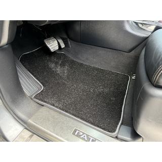 Deluxe stoffen automatten (3 rijen, zwart) Nissan Armada 2016–2024 foto 1