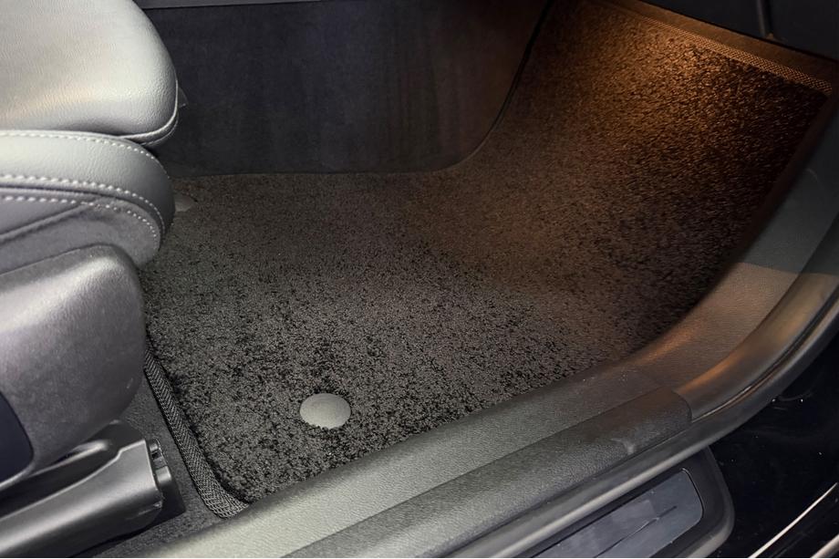 BMW 3 Serie G20/G21 2018– Deluxe textielmatten (Zwart) Foto 8