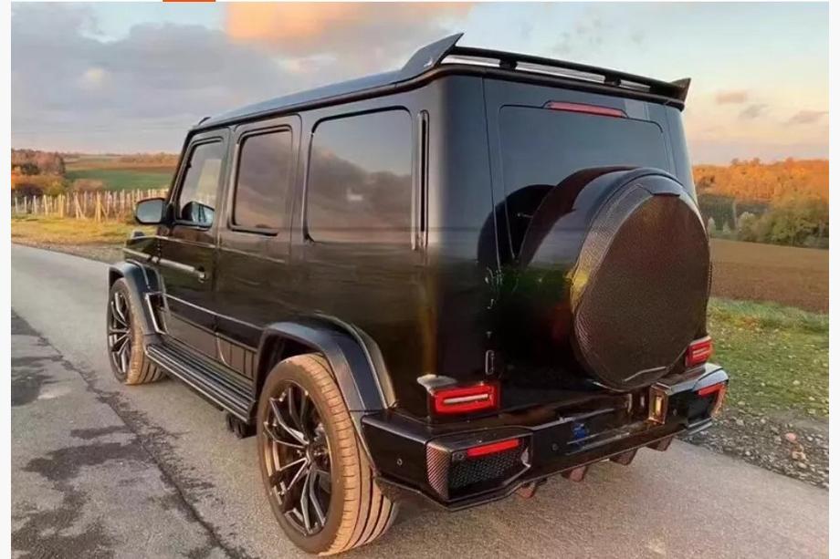 Mercedes G-Klasse W463 2018–2024 Achterbumperdiffuser V2 (voor G63 AMG, carbon) Image