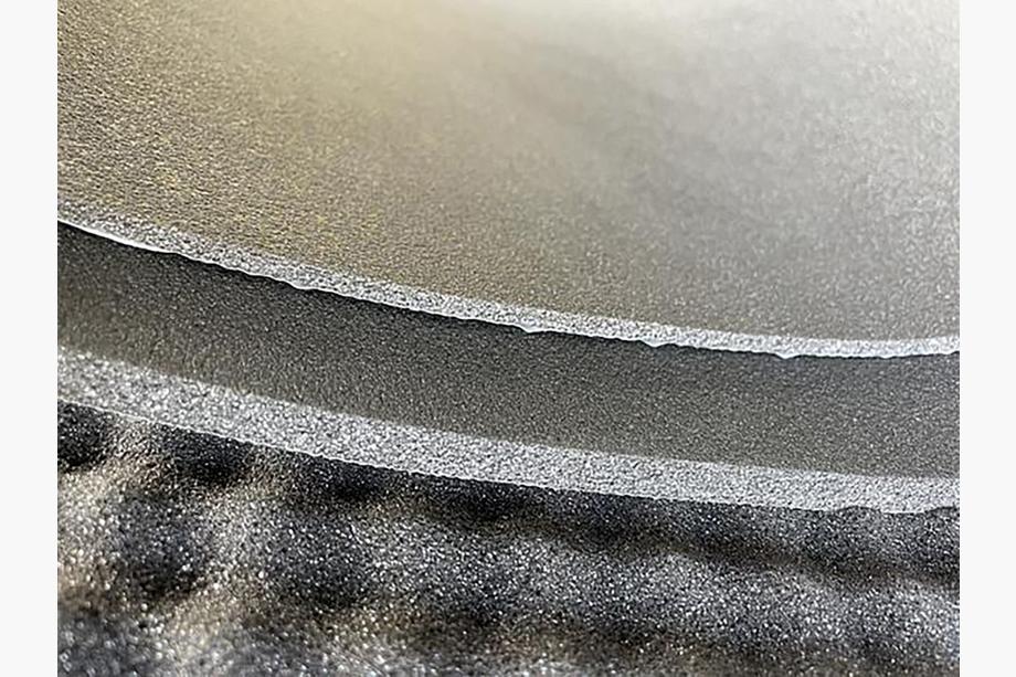 Geluid- en warmte-isolatie ULTIMATE ACCENT PRO 4 mm elastisch PE-schuim met waterbestendige lijmlaag, plaat (0,5 m x 0,75 m) Image
