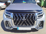 Mitsubishi Pajero Wagon IV 2006–2021 Koplampen voor LXR foto 7