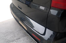 Volkswagen T5 2010–2015 Kunststof kofferklepstrip (spuitklaar) foto 1