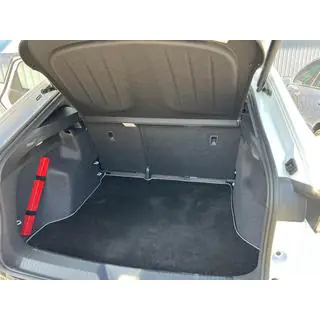 Premium textiele kofferbakmat (Zwart)