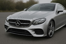 Mercedes E-Klasse Coupé C238 2016–2024 Diamond Black voorgrille (voor Avantgarde/AMG-Line/E43 AMG/E53 AMG 2016-2020) Met camerabevestiging foto 1