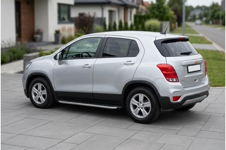 Chevrolet Trax 2012–2023 Fullmond side steps (2 stuks, aluminium) Image