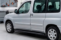 Peugeot Partner 1996–2008 Bosphorus Black side steps (2 st., aluminium) foto 1