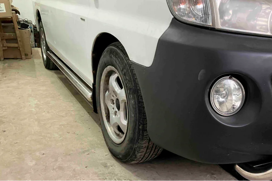 Hyundai H200, H1, Starex 1998–2007 RVS sidebars BB002 (set 2 st.) Foto 3