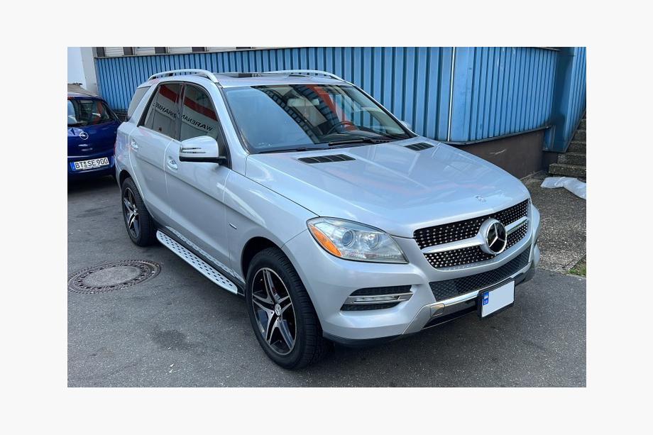 Mercedes GLE/ML-klasse W166 2011–2018 Zijdrempels origineel design (set van 2, aluminium) Image