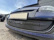Renault Megane III 2009–2016 Winterafdekking voor grille (2009-2013, onder) Mat foto 7