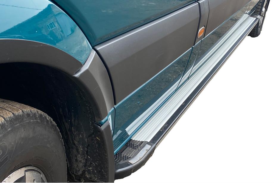 Mercedes Sprinter W906 2006–2018 Rainbow zijtreden (set van 2, aluminium) Image
