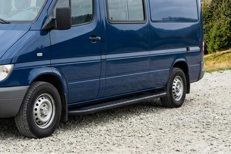 Volkswagen LT 1995–2006 Bosphorus Black side steps (2 st., aluminium) Image