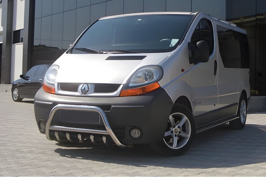 Renault Trafic 2001–2015 Bullbar WT003-4 (RVS) Zonder opschrift Foto 2