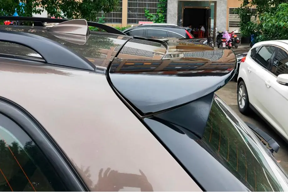 BMW X5 E70 2007–2013 Spoiler (hoogglans zwart) Foto 1