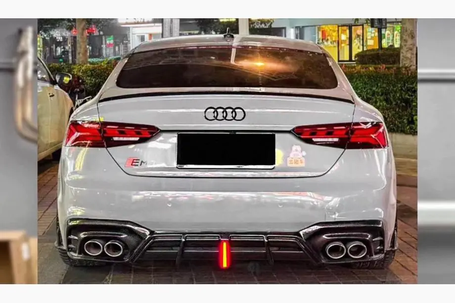 Audi A5 2016–2025 Achterbumper diffuser V3 (voor S-Line 2021-2025, Carbon) Image