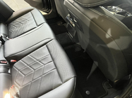 BMW 5/i5 Serie G60/G60E/G61 2023– Premium stoffen automatten (voor G60/61, zwart) foto 3