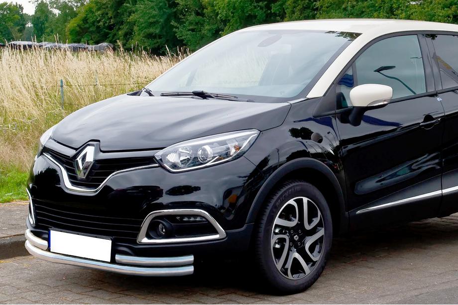 Renault Captur 2013–2019 Bullbar ST085 (RVS) Image