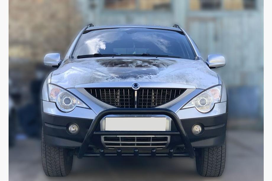 SsangYong Kyron 2005–2014 Bullbar Black WT003 (RVS) Image